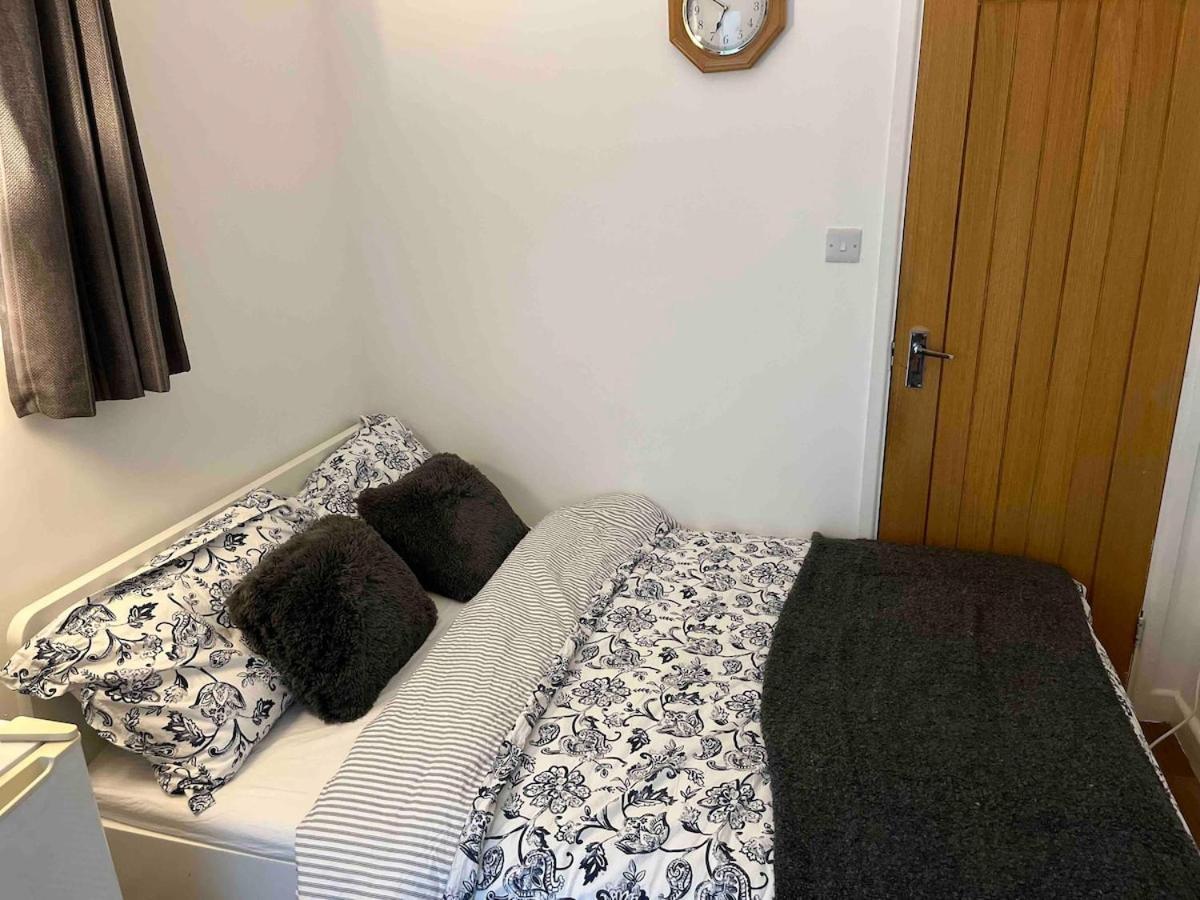 Flat With Private Entrance London
