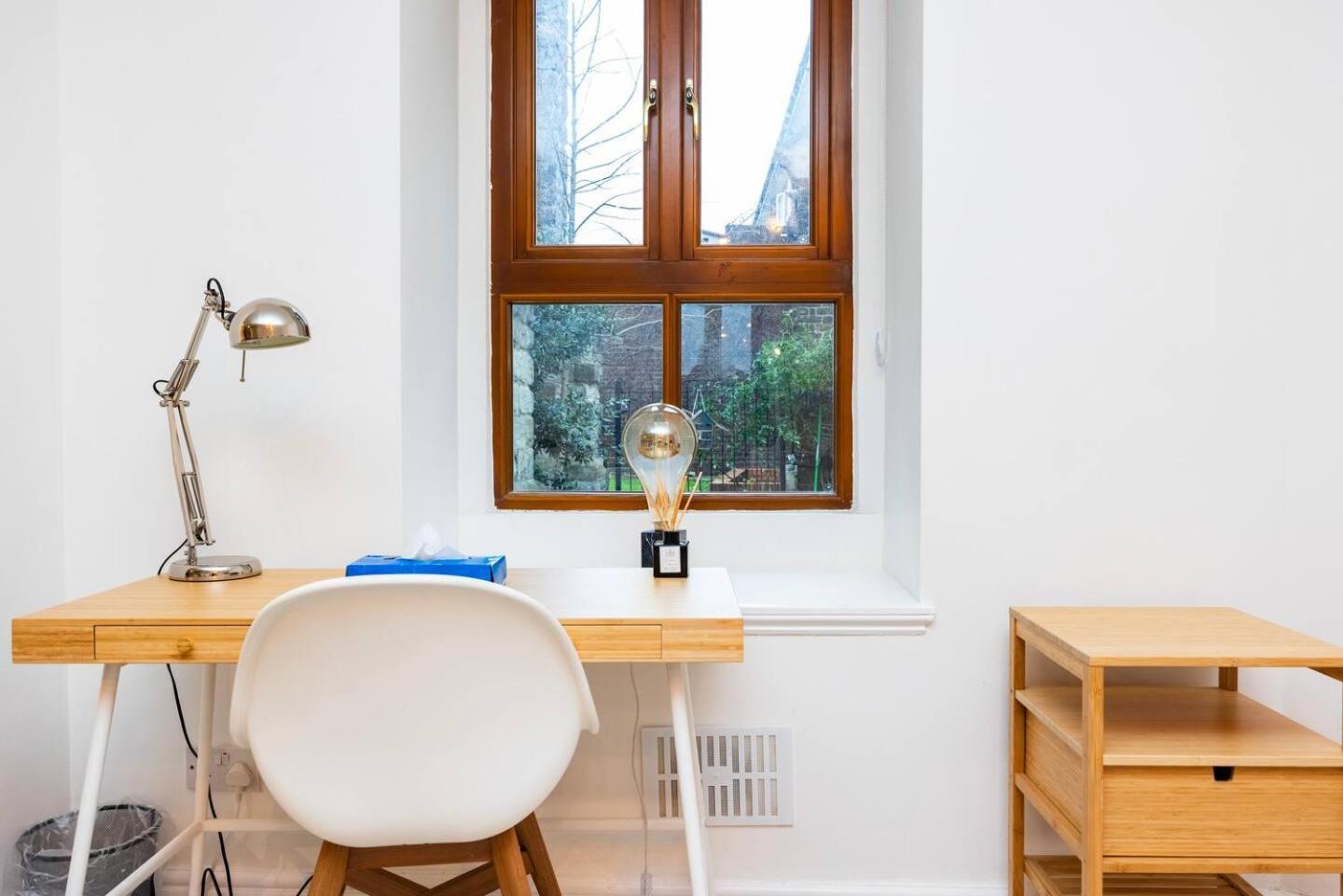 Hébergement de vacances Lavish 1 Bedroom Near Tottenham Stadium *