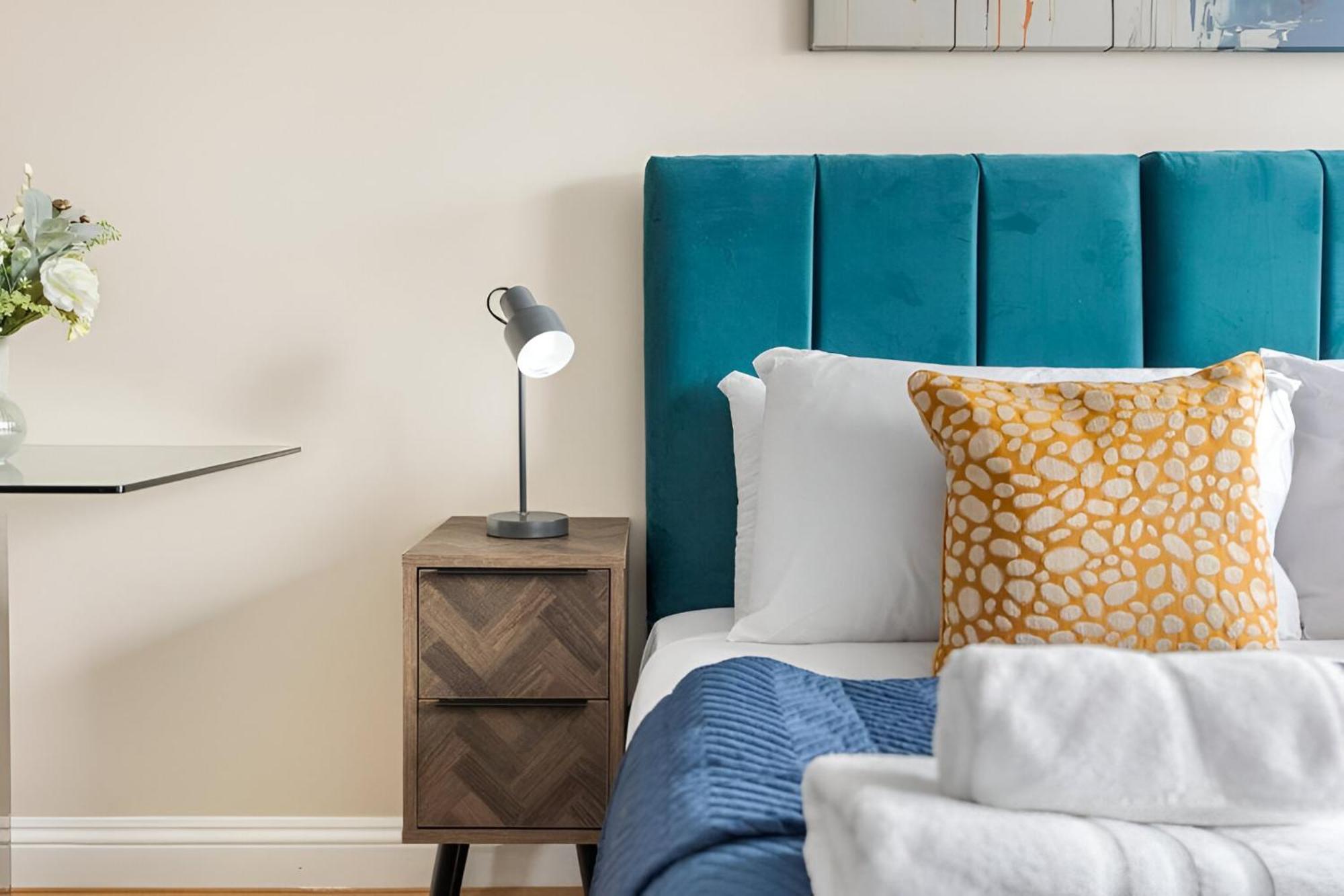 Urban Vibes, Modern 2br Flat In Prime Spot Londen