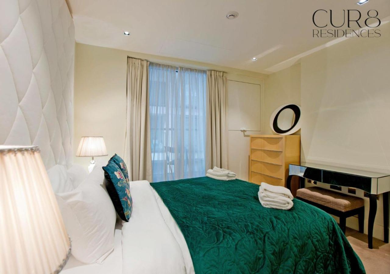 Luxurious West Kensington Flat With Views Lägenhet London