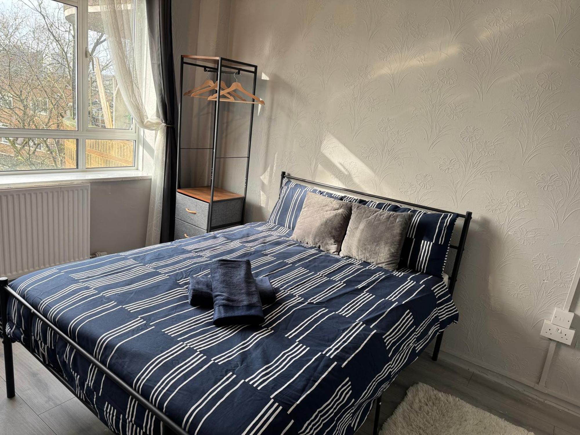Huge 5 Bedroom Flat For 10 People 2 Min Away From Emirates Stadium Zone 2 Londra