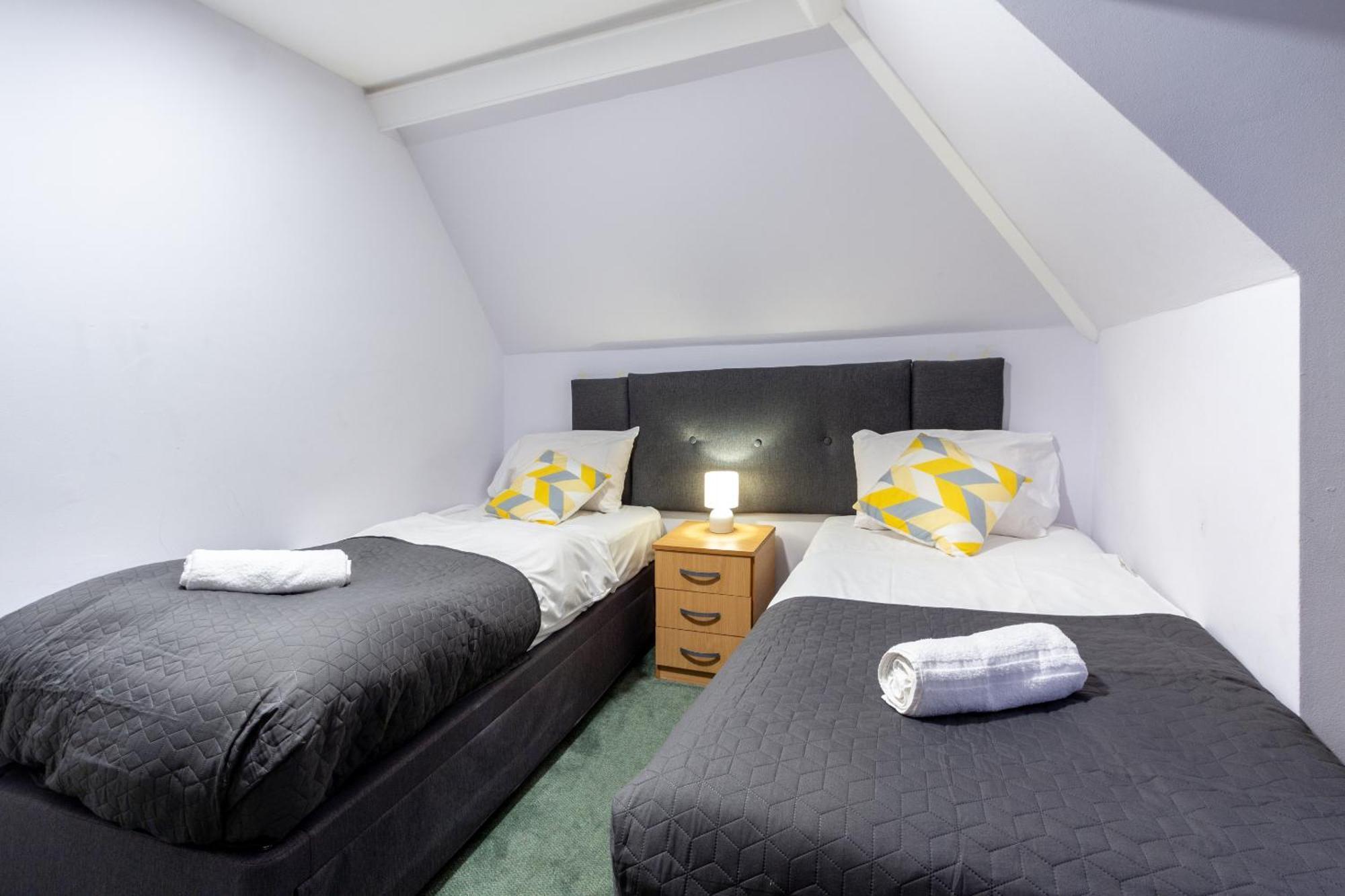 Hotel Gatwick *