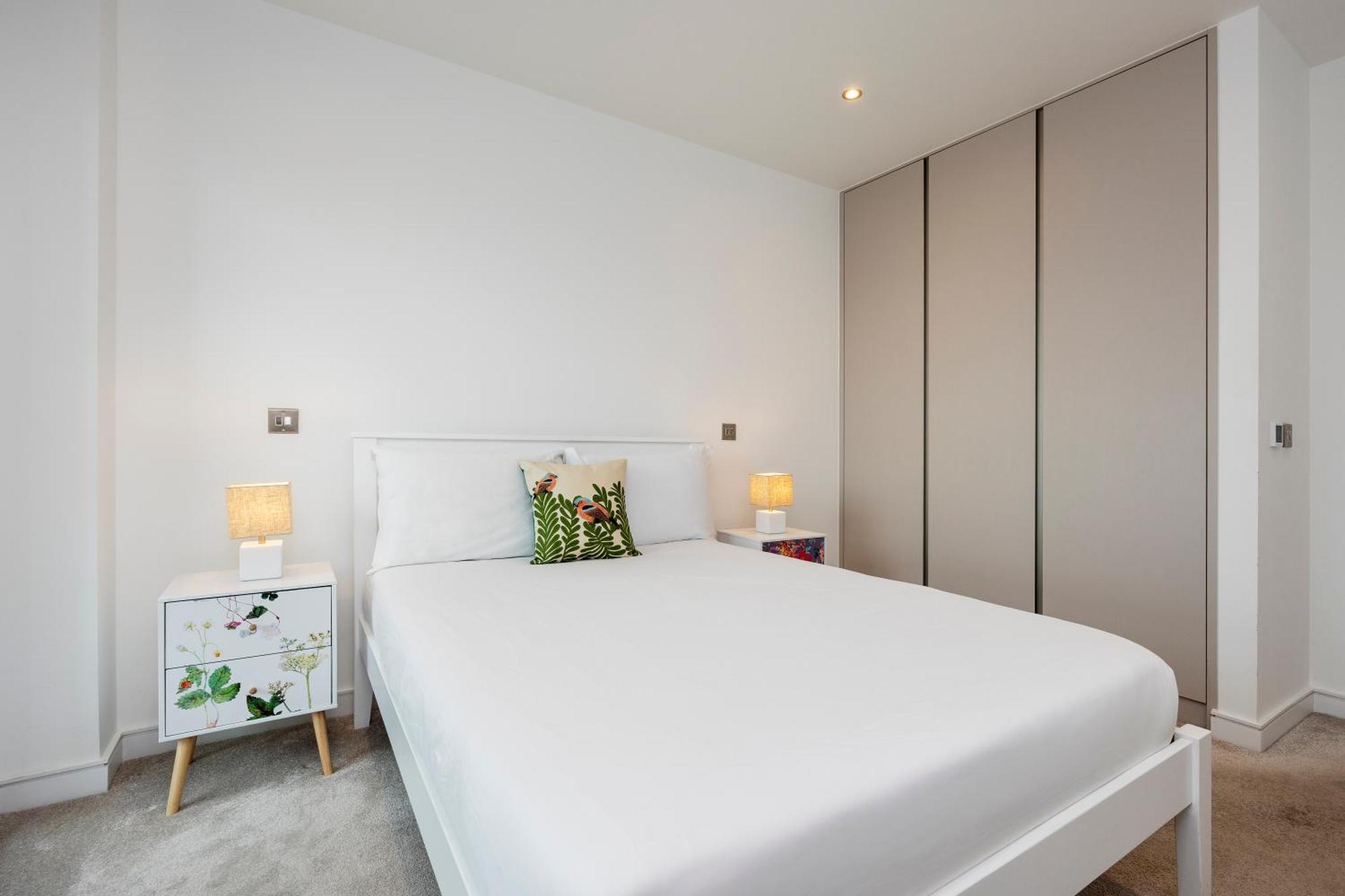 Veeve - The Battersea Skyview * London