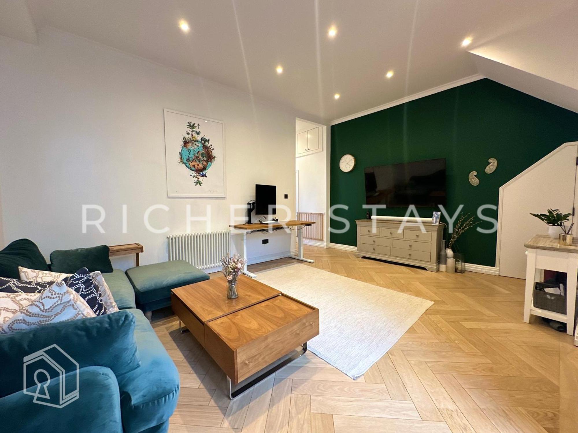 Luxury 2-bedroom Apt, Corporates And Families Apartment