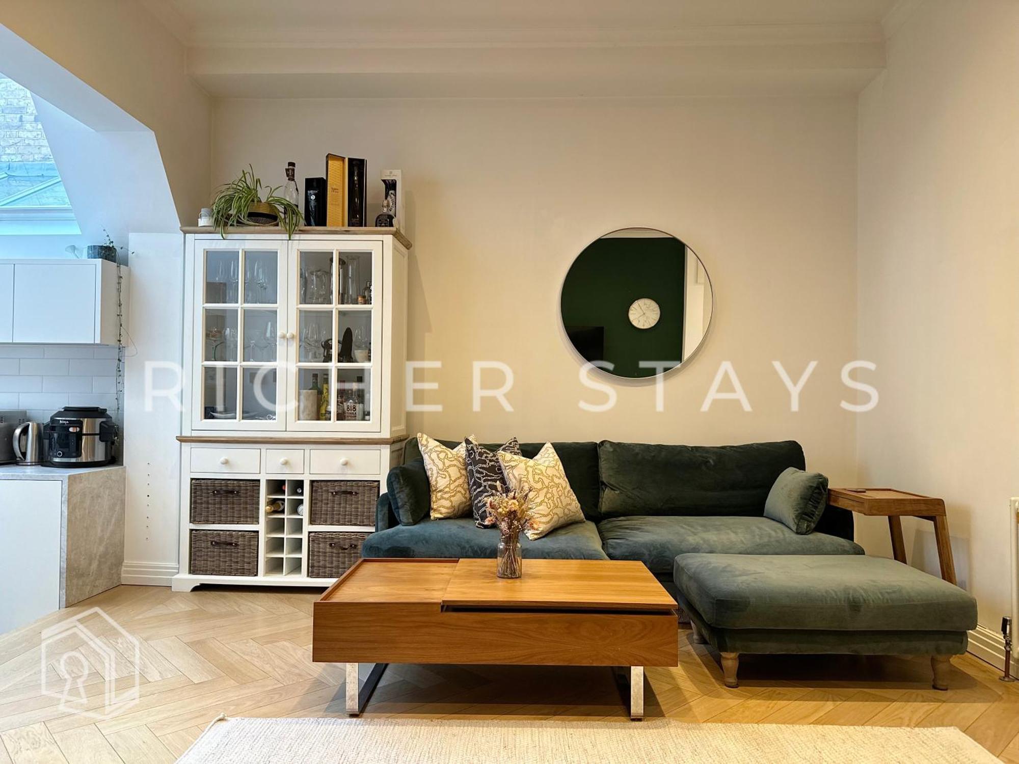 Luxury 2-bedroom Apt, Corporates And Families London