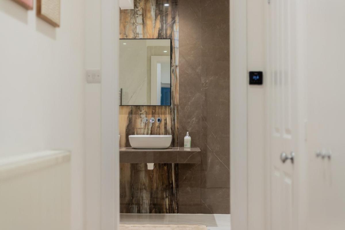 Elegant 1 Bedroom Flat In The Heart Of Kensington * London