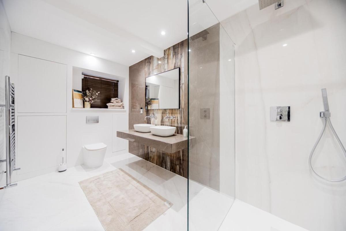 Elegant 1 Bedroom Flat In The Heart Of Kensington Apartment London
