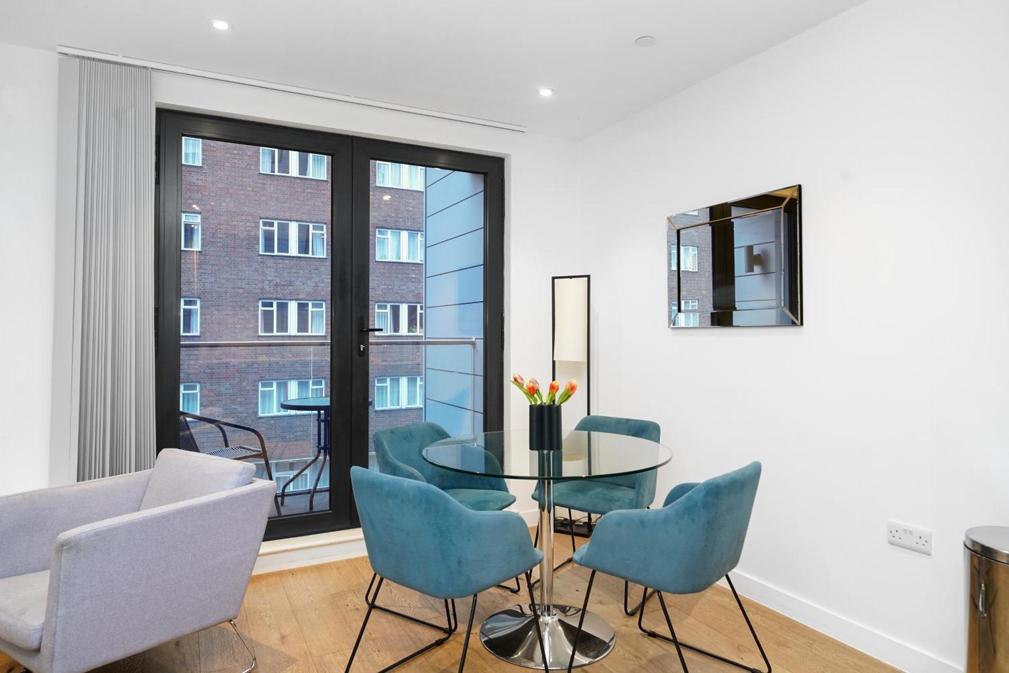 Modern One Bedroom Apartment