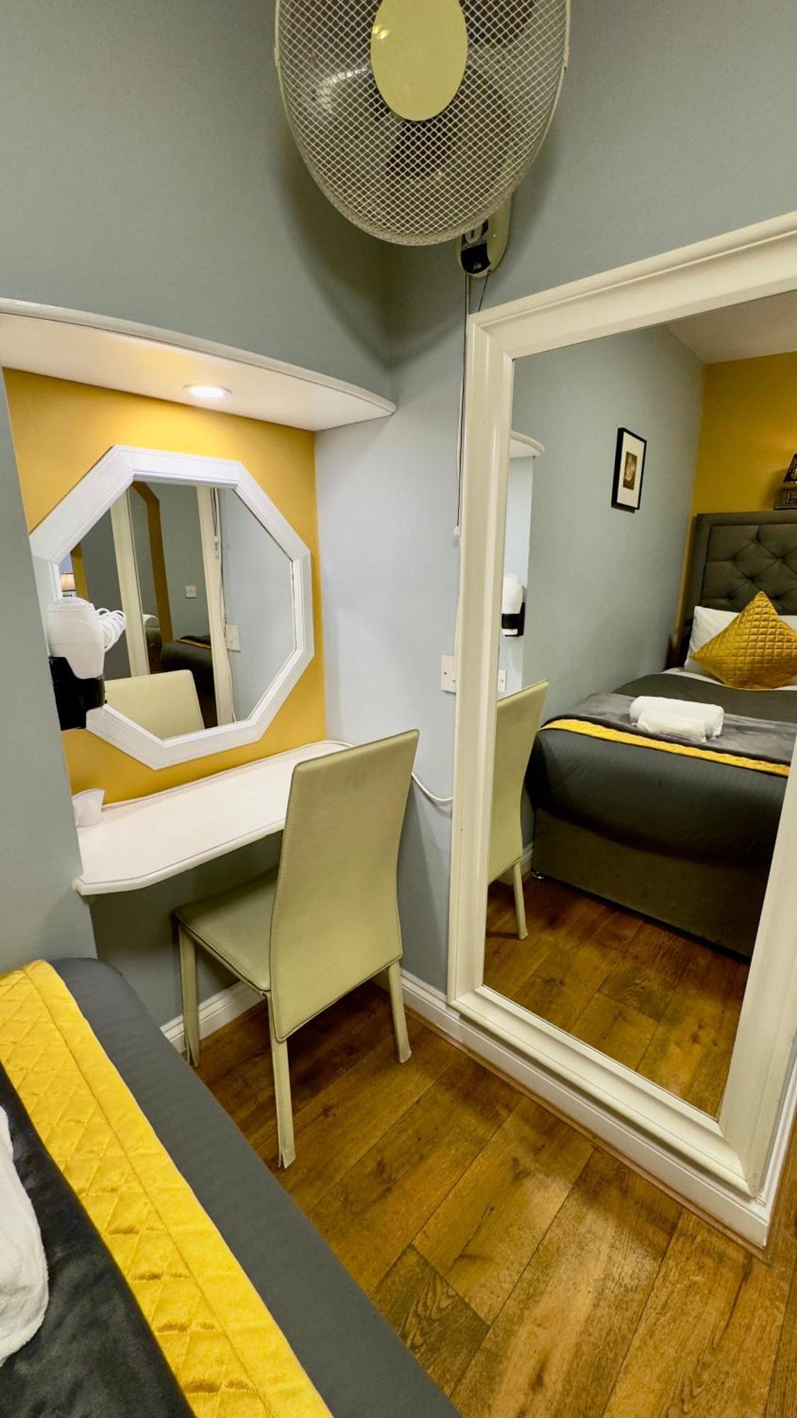 Bed & Breakfast Piccolino Hyde Park London