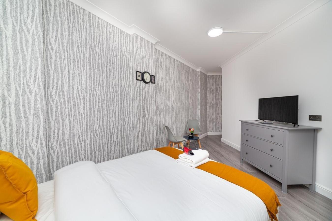 Hotel Diana *