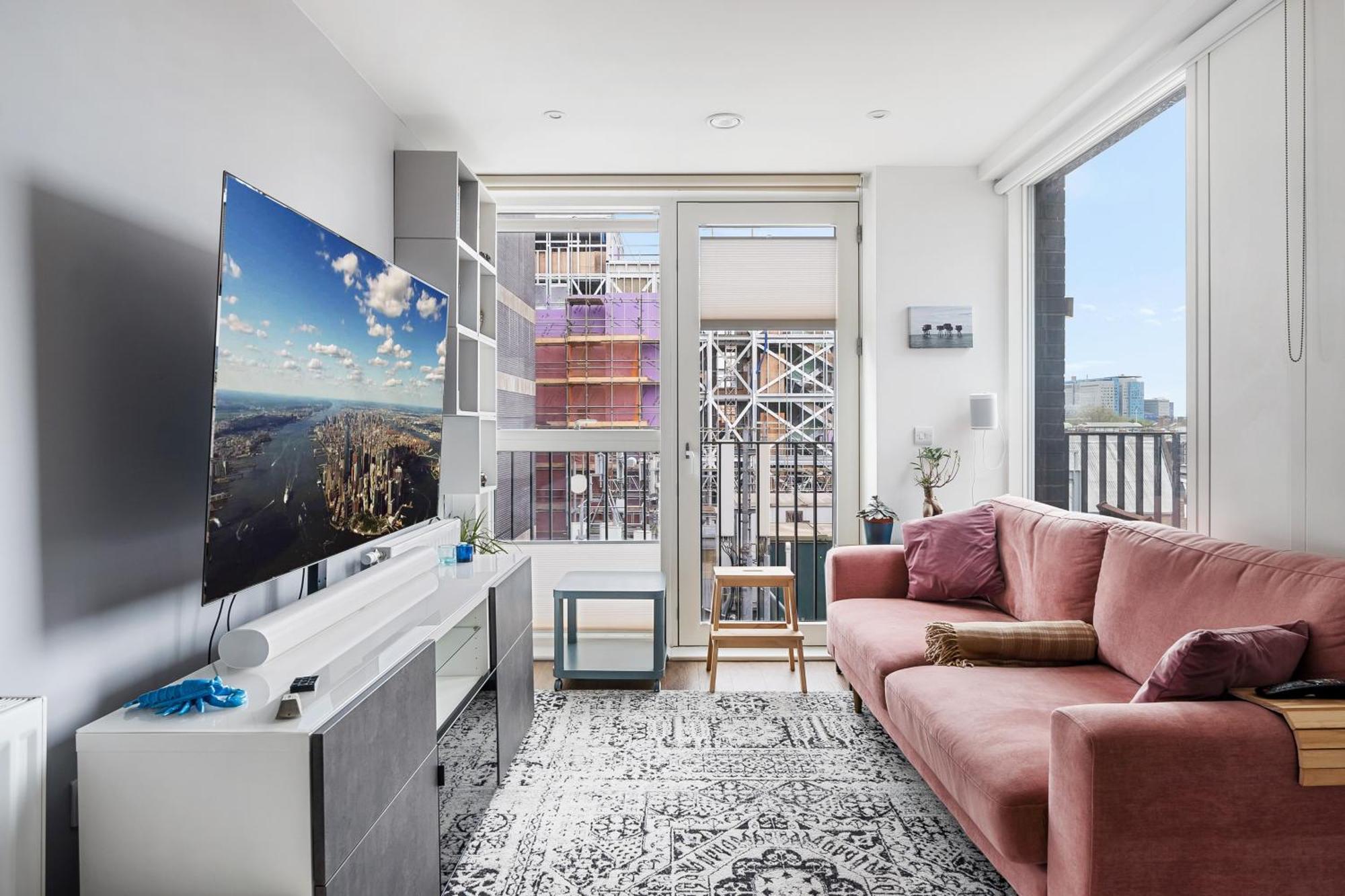 Impeccable Modern 2br Peachy * Londra