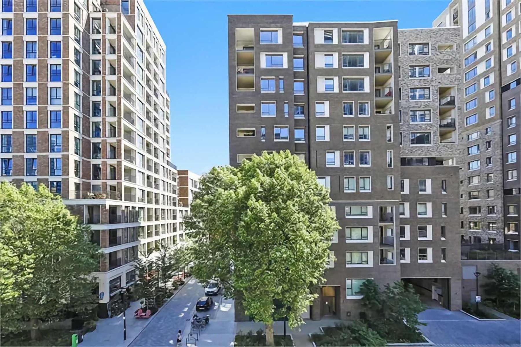 Classic And Elegant 2 Bedroom Flat Apartment