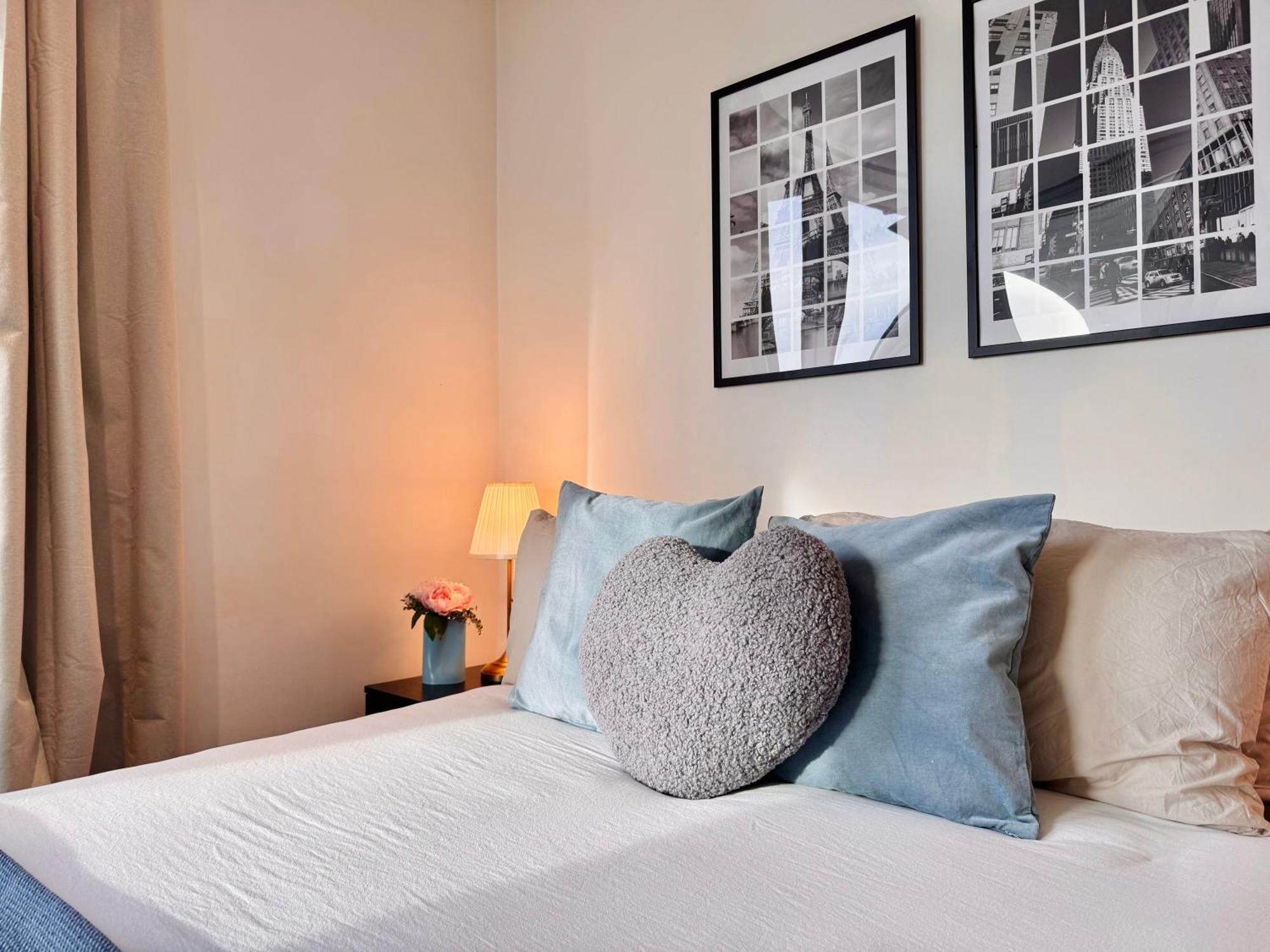 Scenic View 1-bed Near Downtown With Free Wifi Apartment