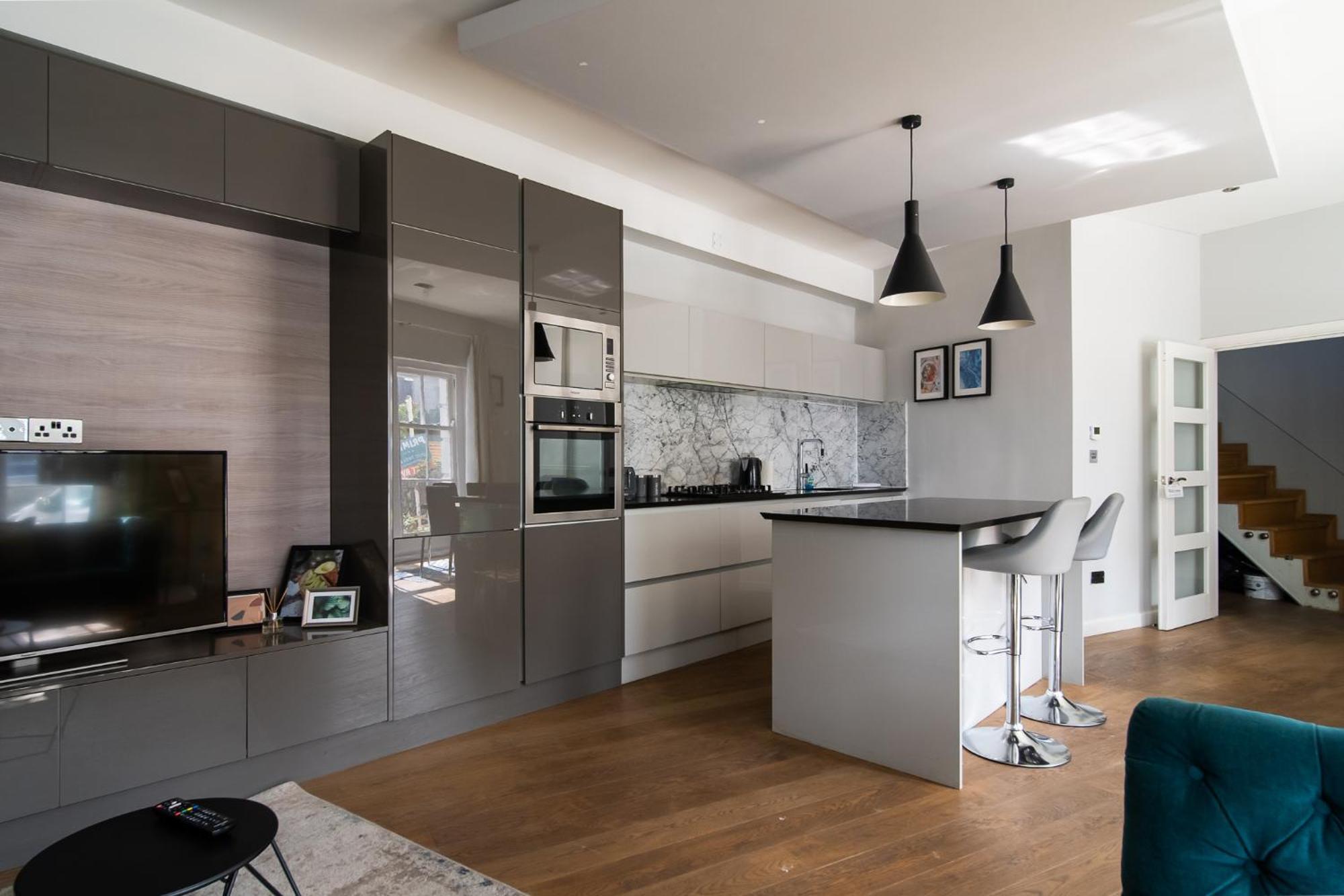 Leilighet Stylish 2-bed In Camden Special Price Due To Maintenance Road Works Nearby London
