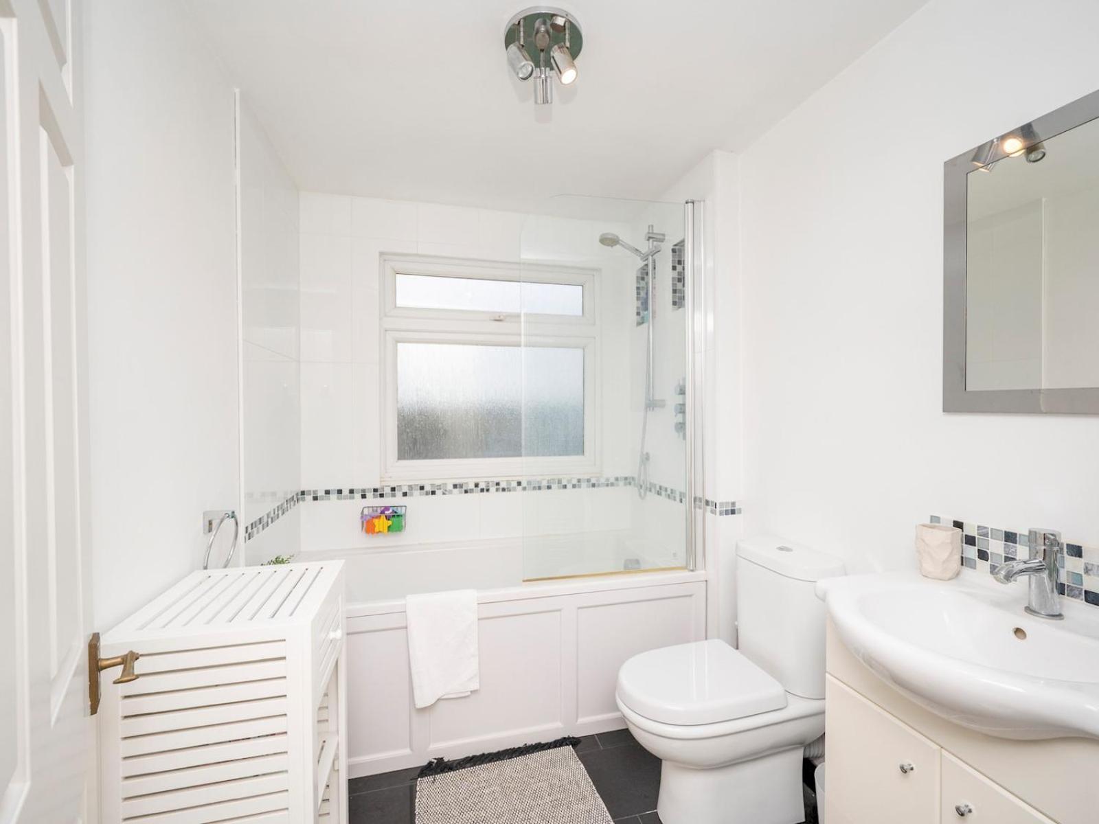 Spacious 3bedroom House Near Crystal Palace Pass The Keys Ferienhaus London