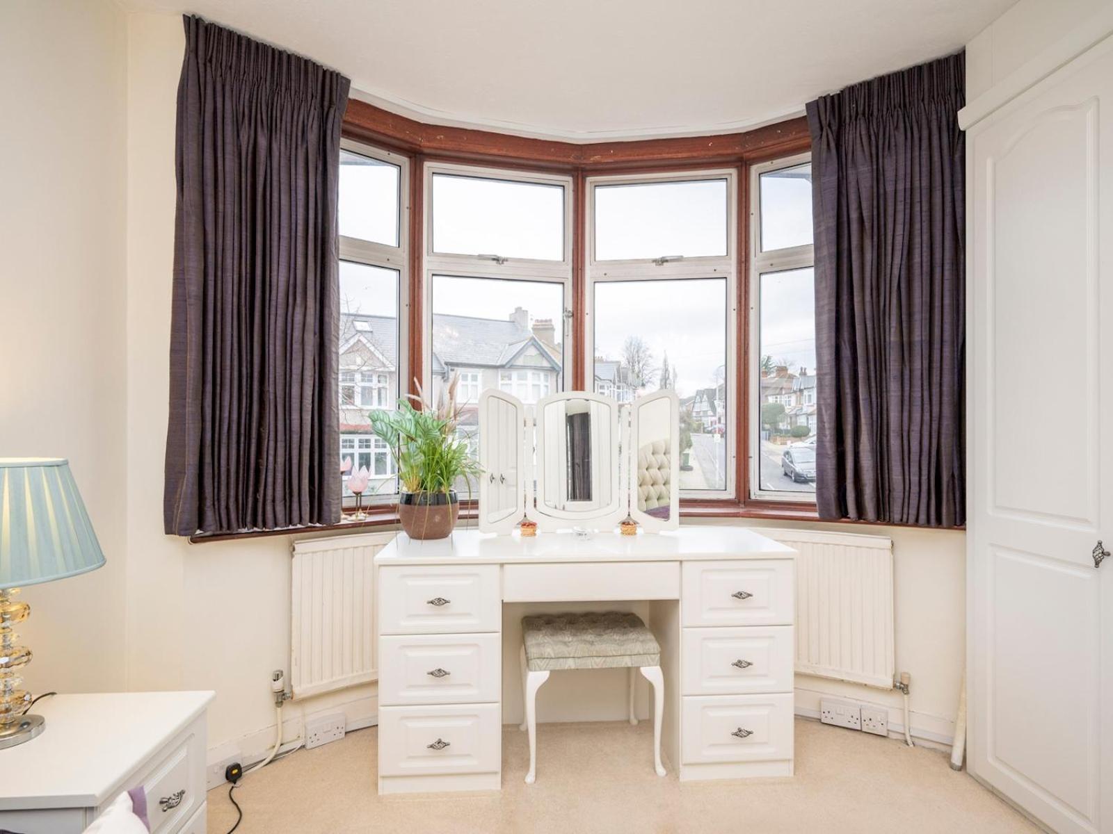 Spacious 3bedroom House Near Crystal Palace Pass The Keys Ferienhaus London