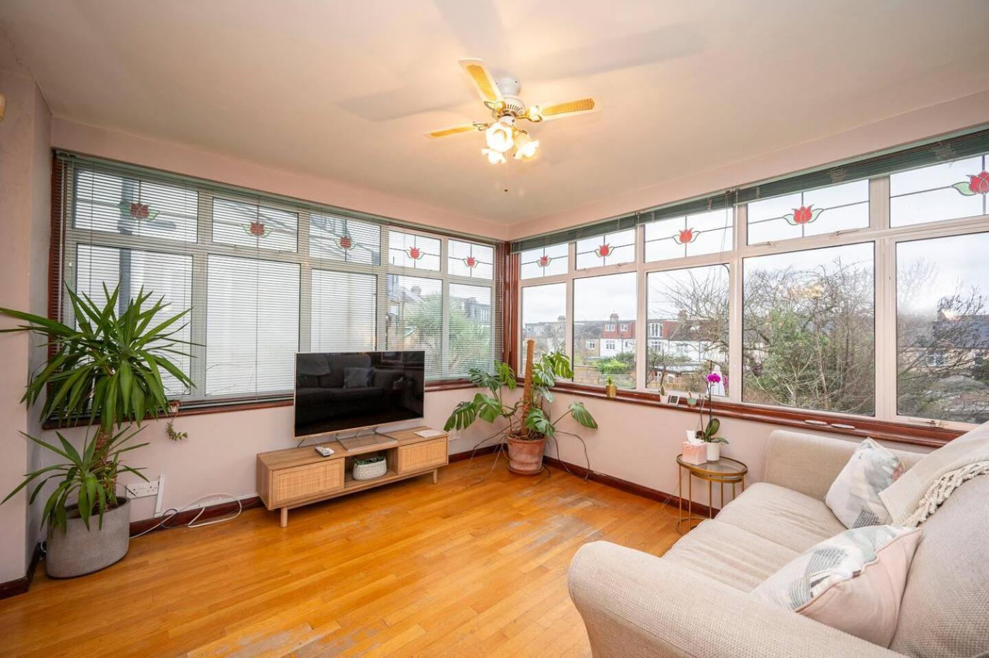 Spacious 3bedroom House Near Crystal Palace Pass The Keys Ferienhaus *