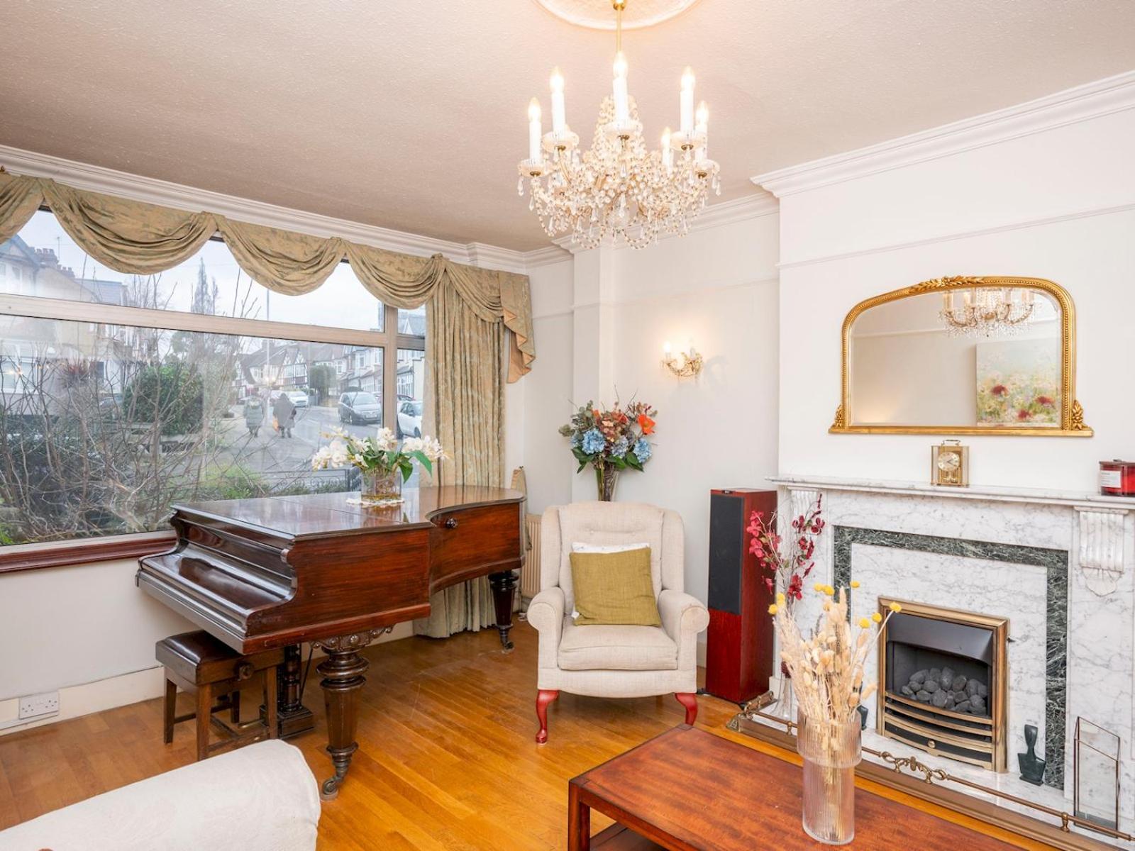 Ferienhaus Spacious 3bedroom House Near Crystal Palace Pass The Keys London
