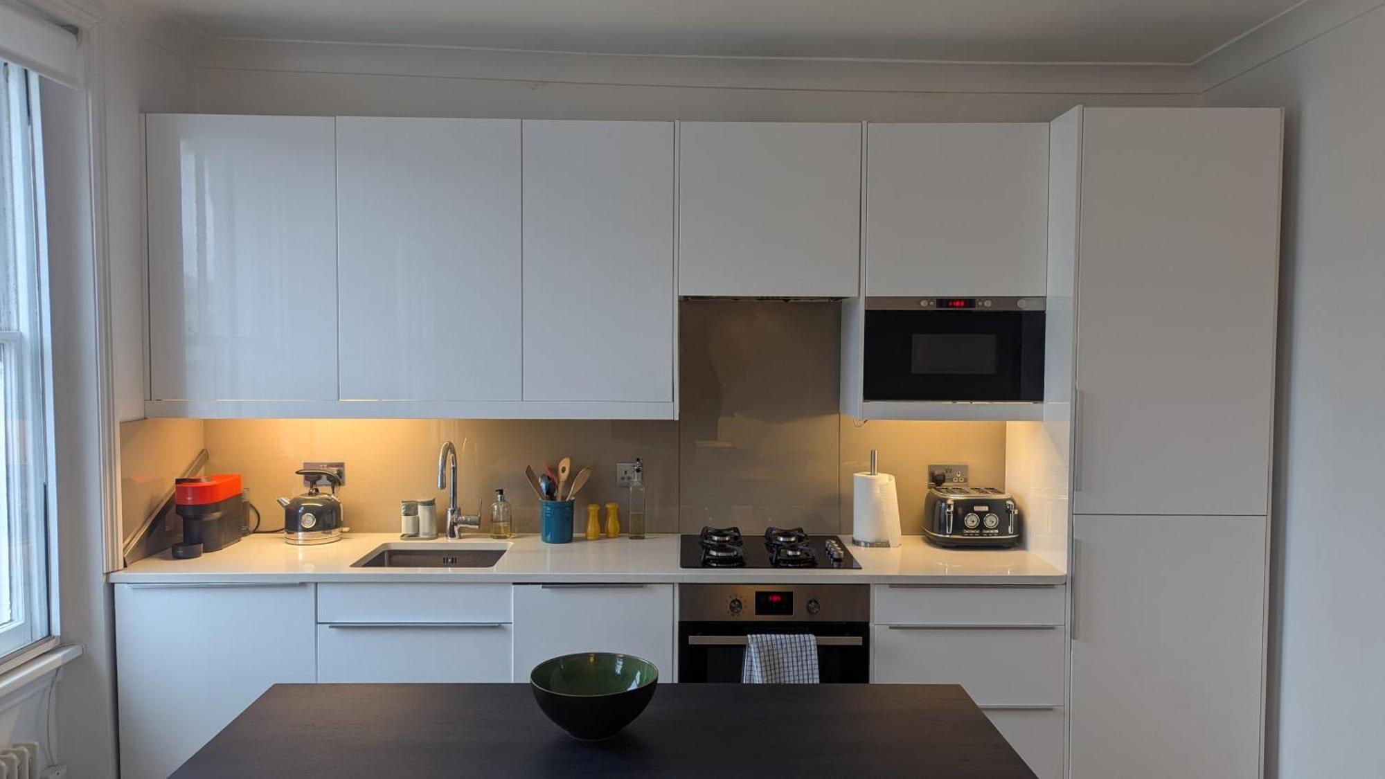 Stylish 2br Chelsea Penthouse With Private Rooftop Londra