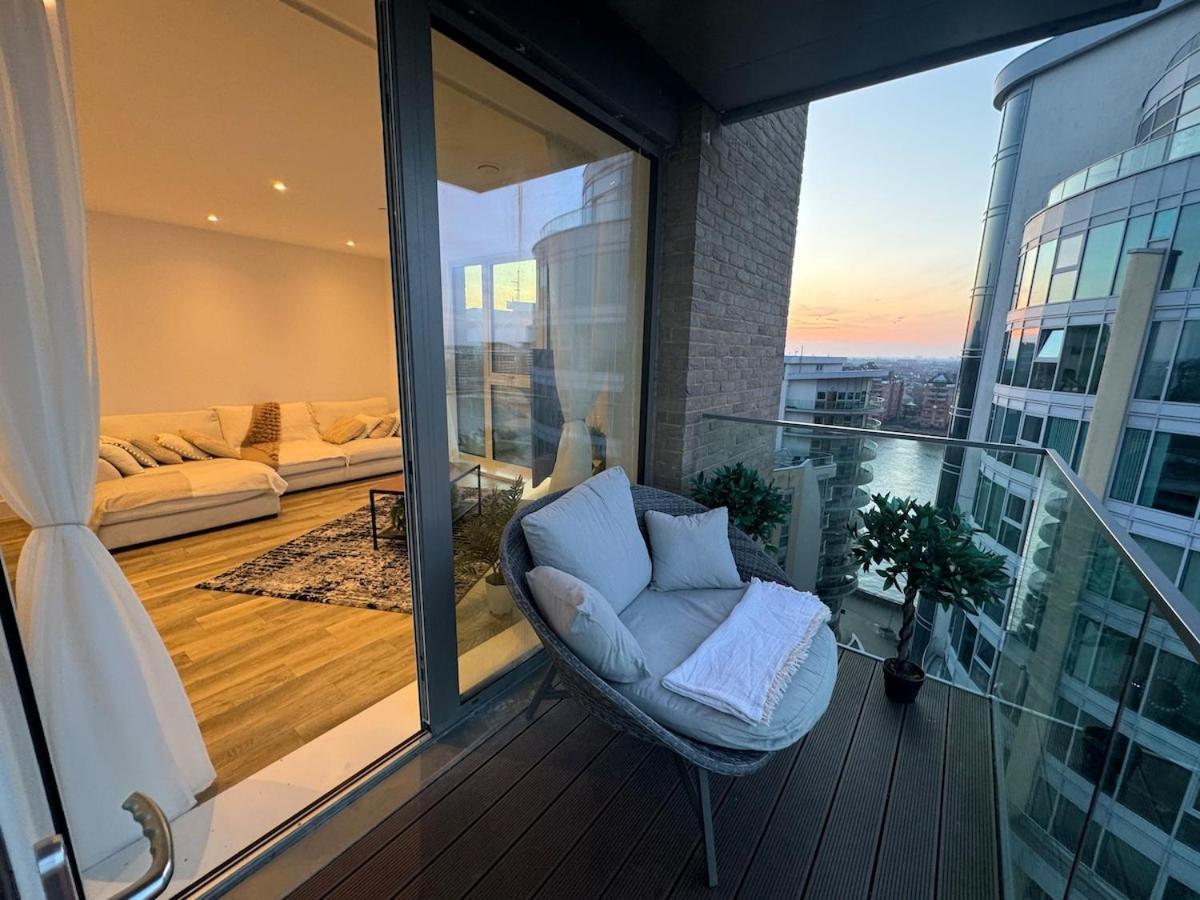 Stunning Luxury 2 Bedroom Apartment London