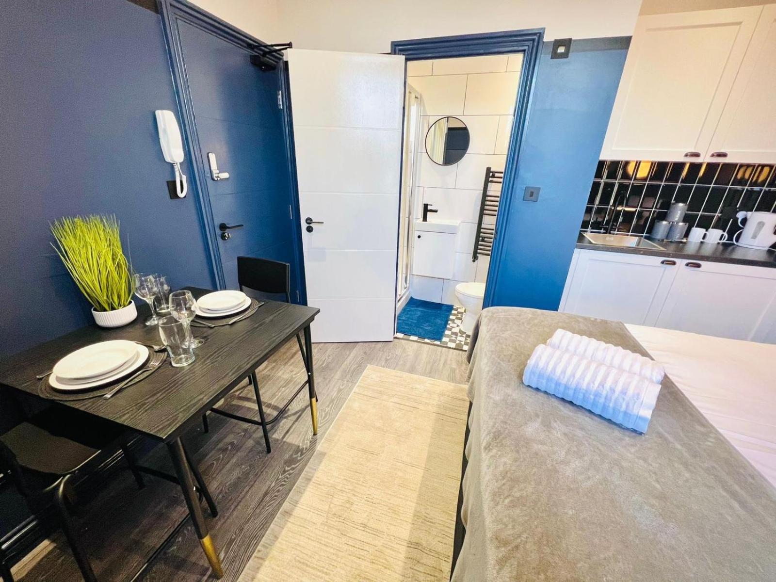 Affittacamere 61 Studio, Ideal For Tourists High Recommend!!! *