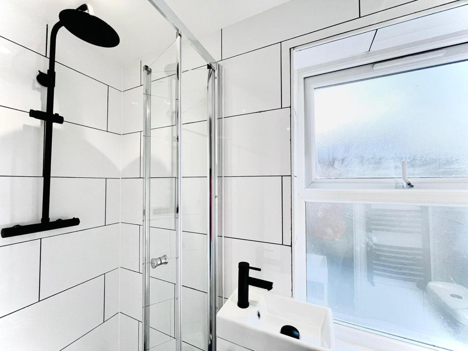 61 Studio, Ideal For Tourists High Recommend!!! Affittacamere Londra