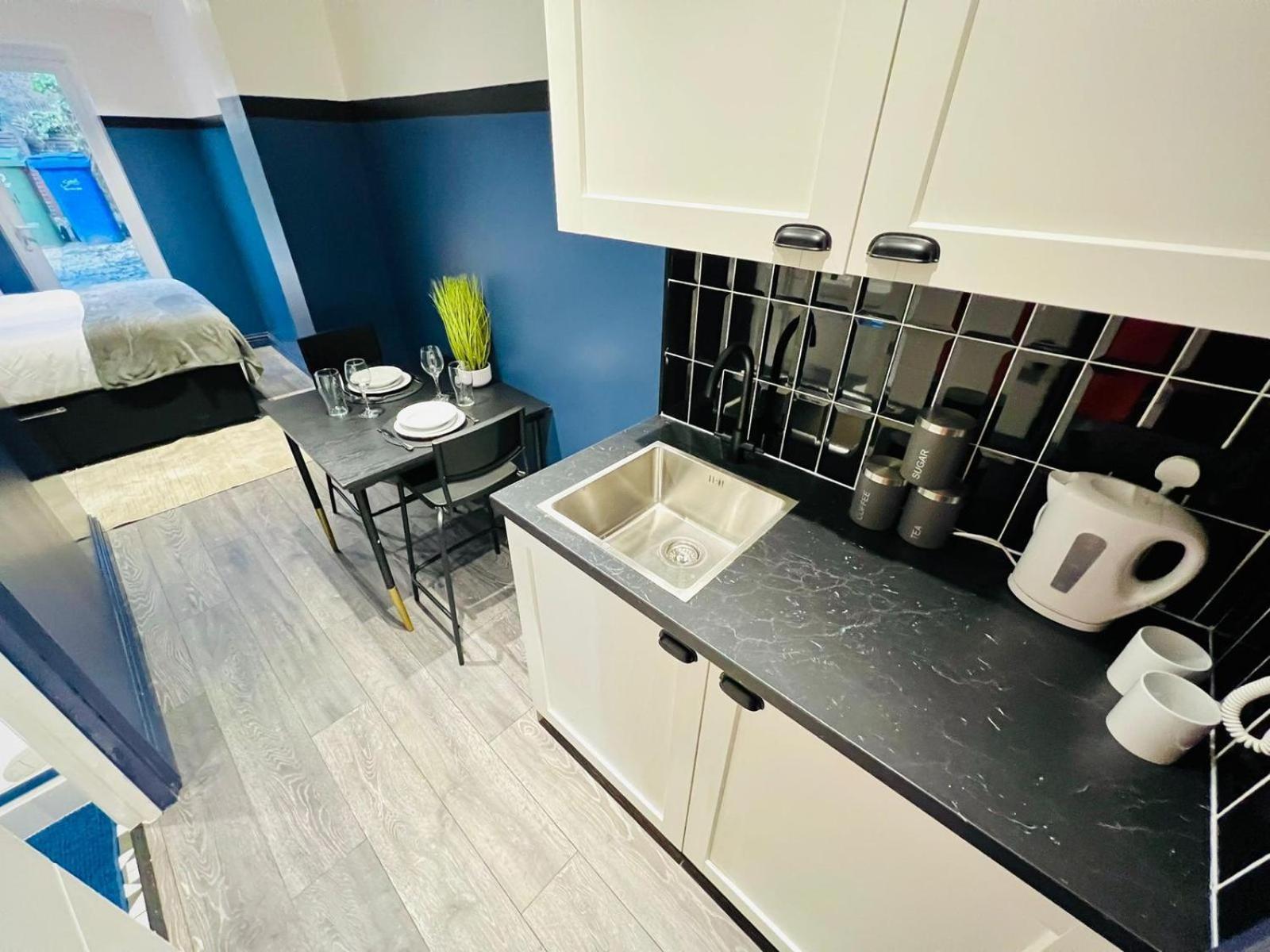 Affittacamere 61 Studio, Ideal For Tourists High Recommend!!! Londra