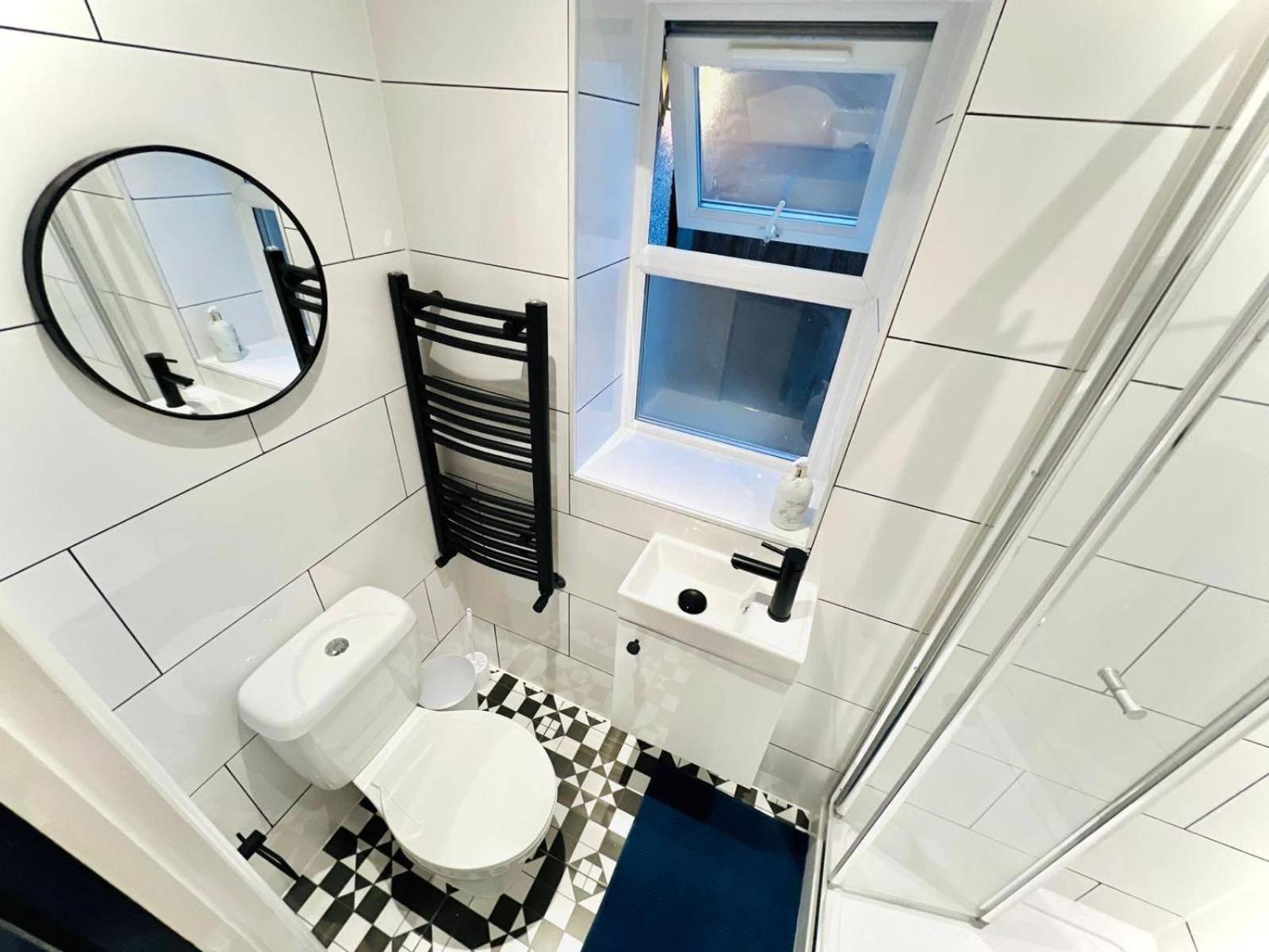 61 Studio, Ideal For Tourists High Recommend!!! Affittacamere *