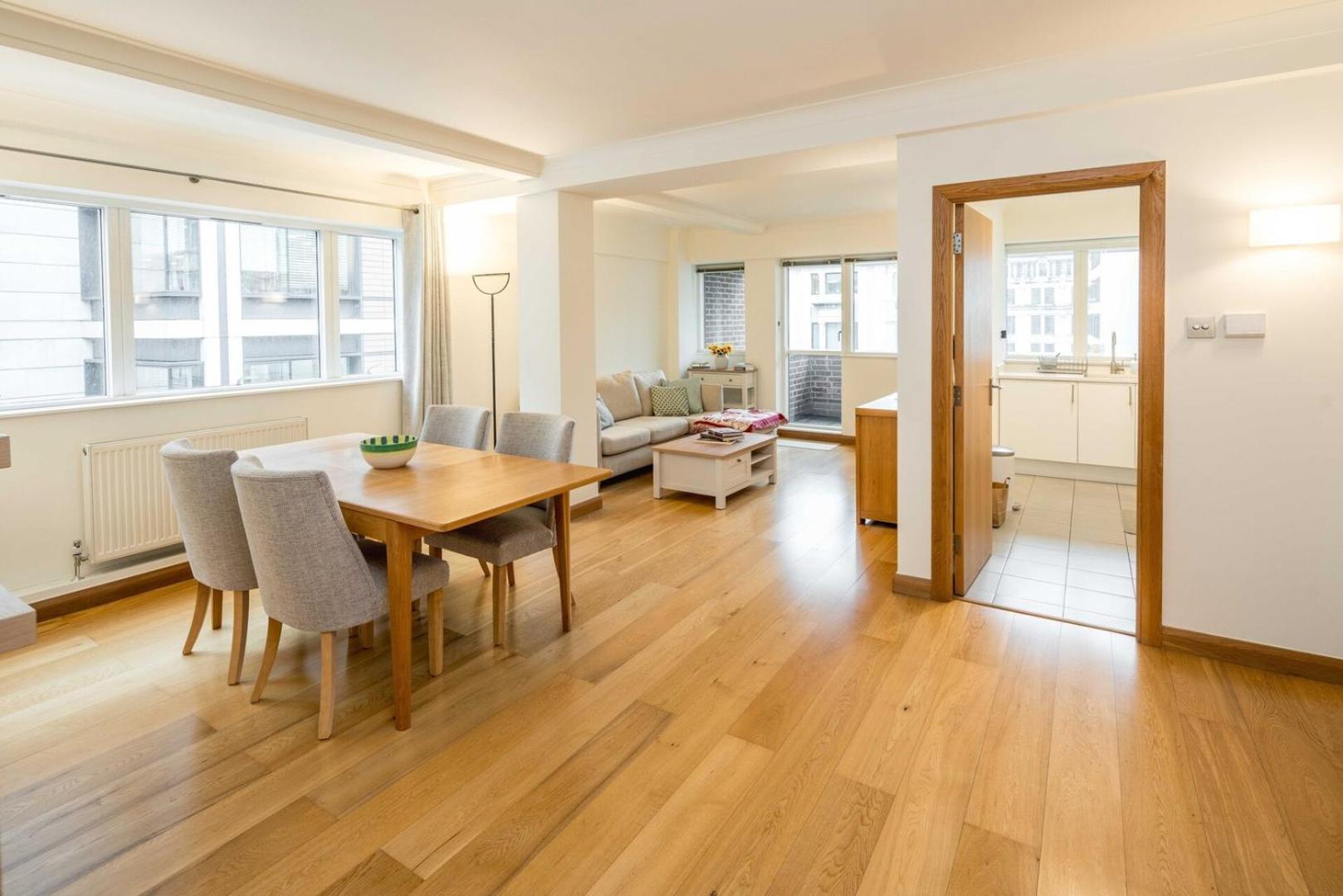 Bright 2-bed Flat Near St Paul's Apartment *