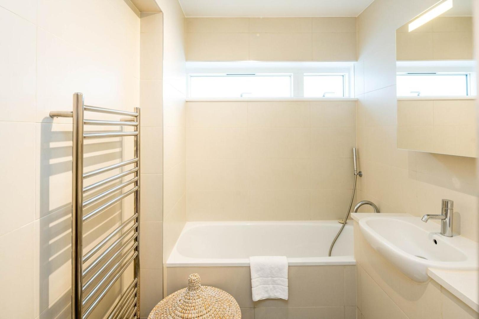Bright 2-bed Flat Near St Paul's * London
