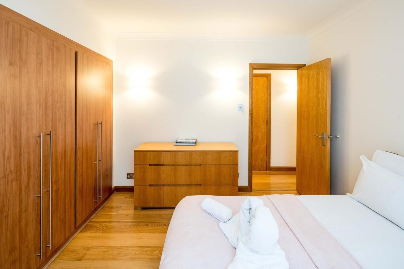 Bright 2-bed Flat Near St Paul's London