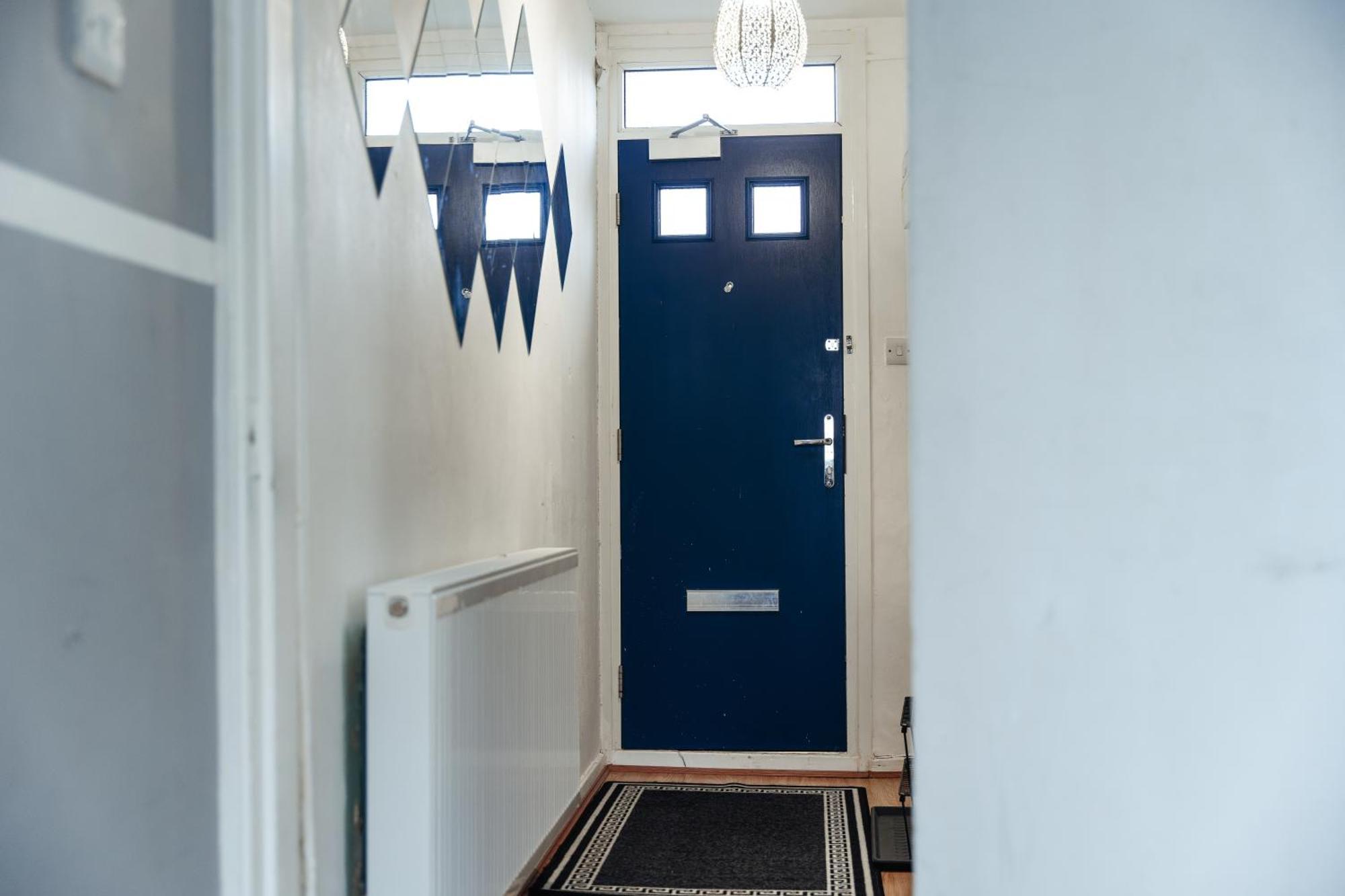 Shard View 2 Bed Entire Flat Appartement *