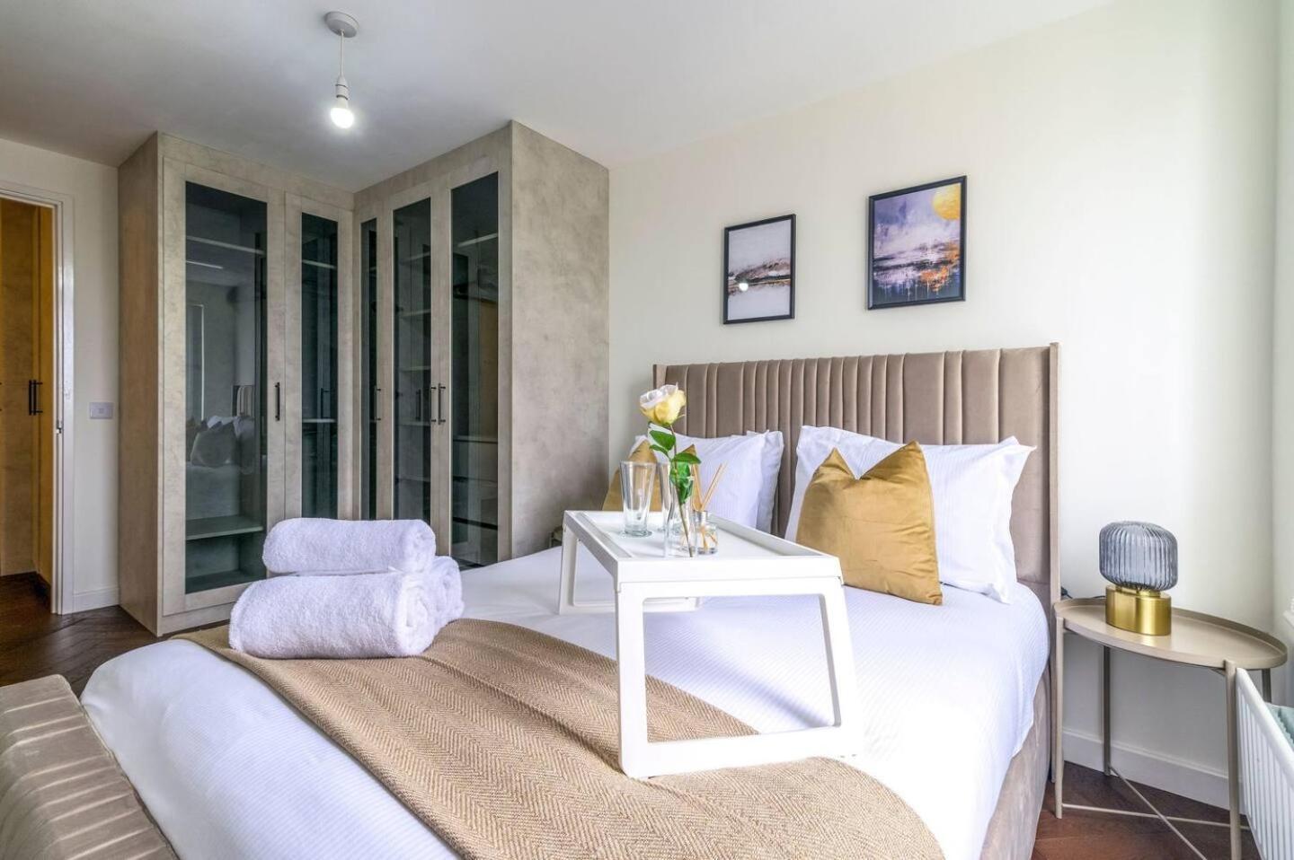 Lejlighed 2 Bed Close To Excel And Elizabeth Line With Wi-fi *