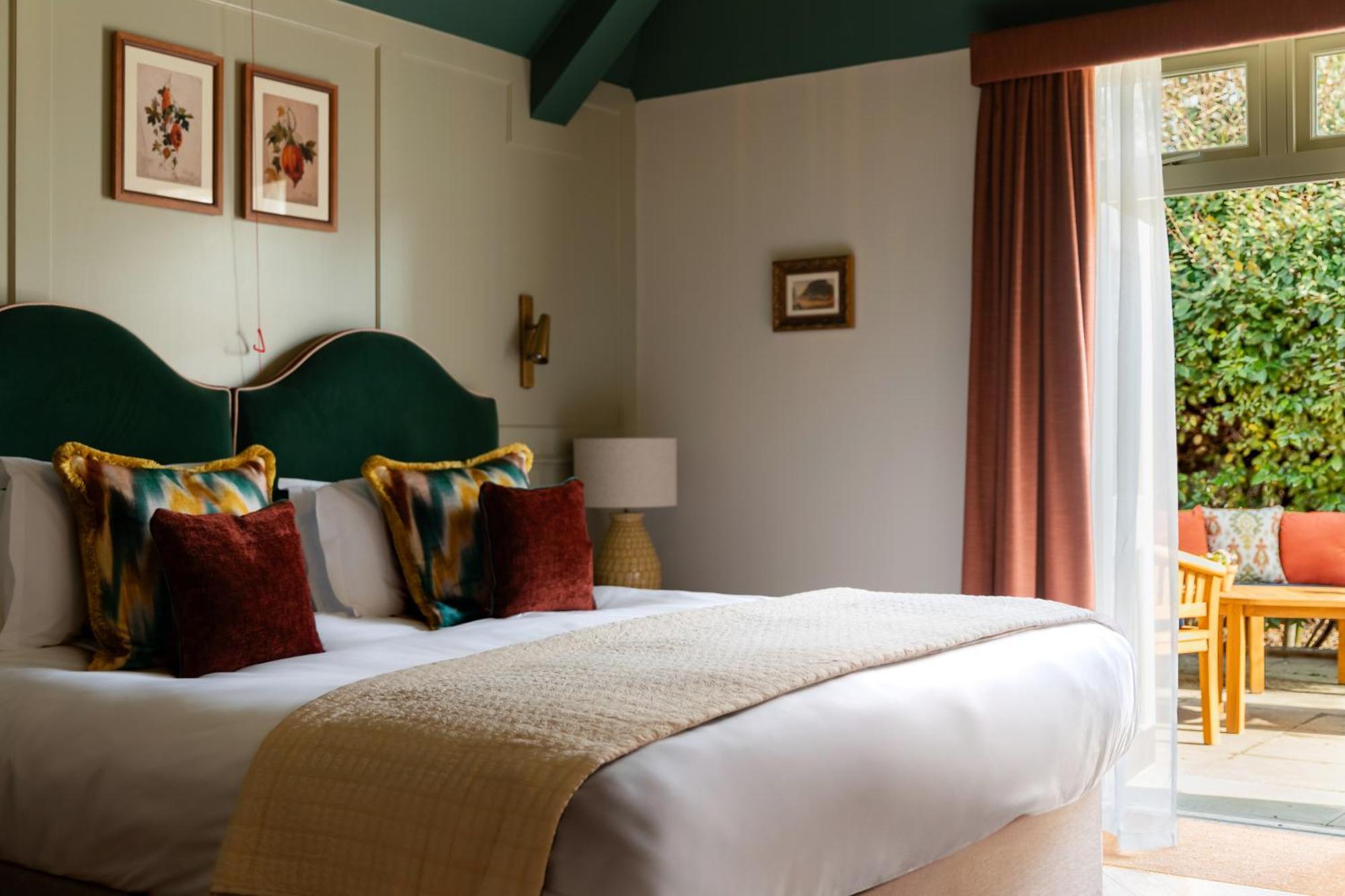 Coach & Horses 3*