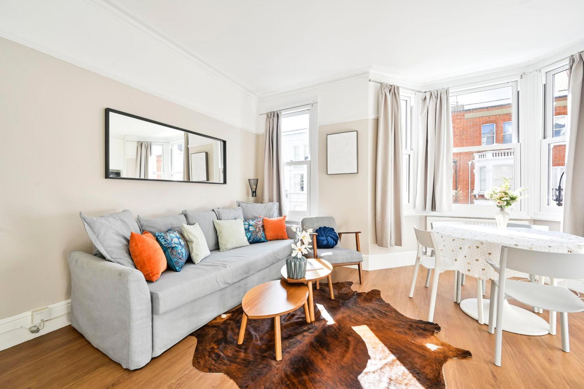 Spacious Bright 2-3 Bed Flat In Fulham By The Thames *