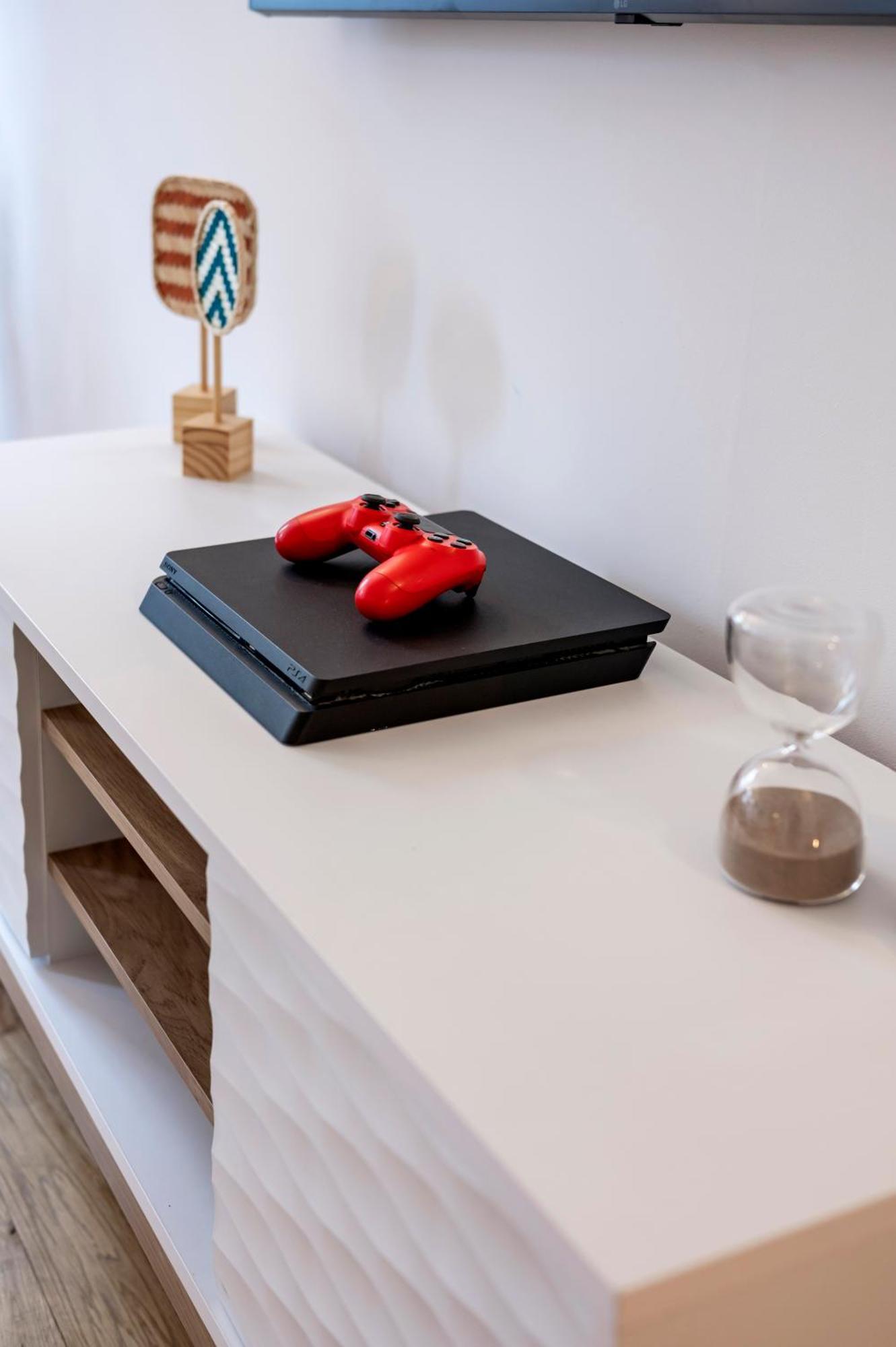 Wow! 2 Bedr/3 Beds Covent Garden/ Location! Apartment London