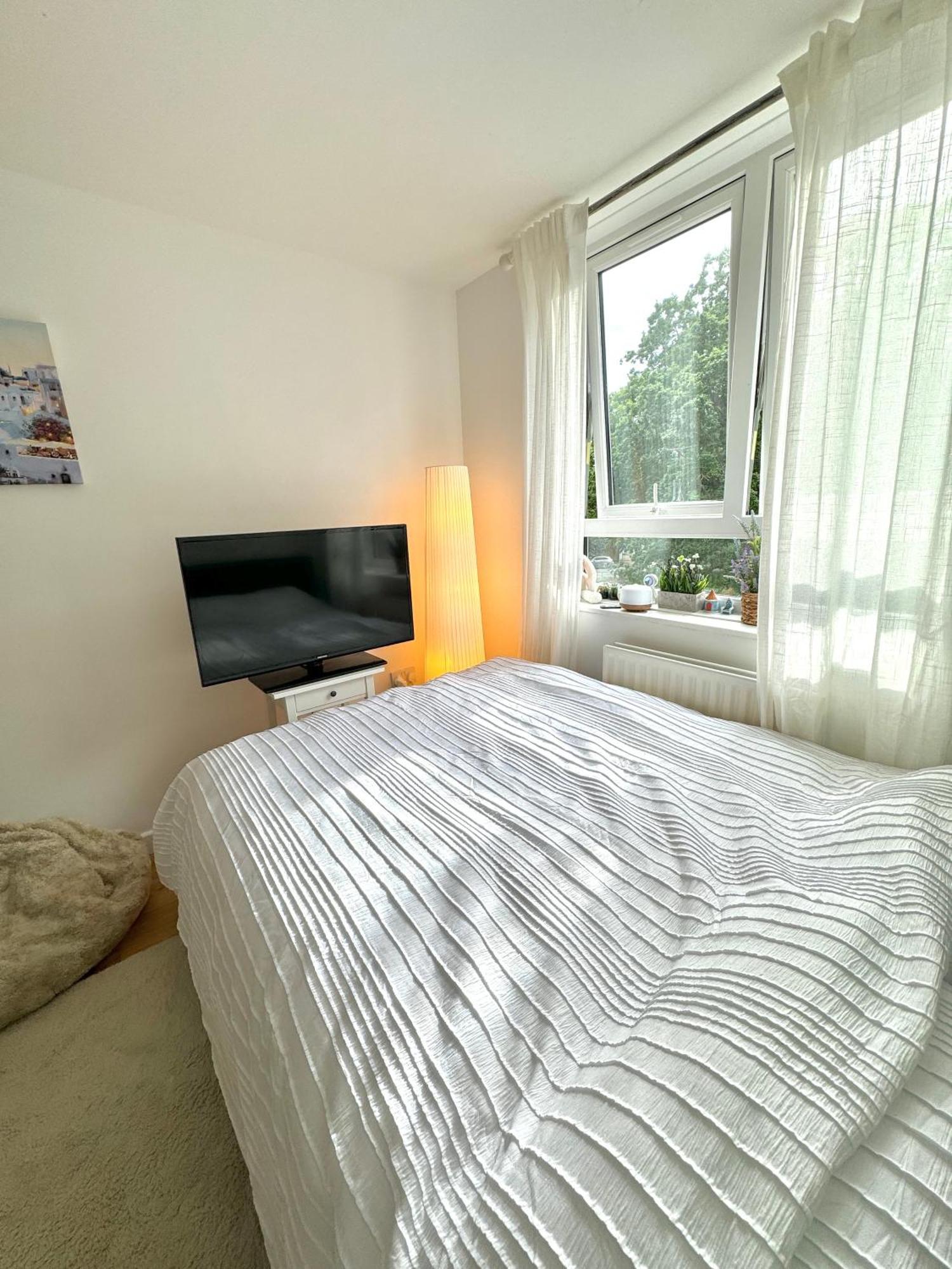 Appartement Bright And Cozy Breakfast Included