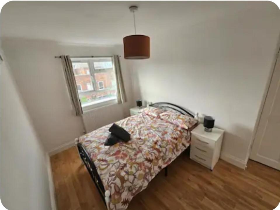 New Flat Next The Tube And Connections To The Centre Lägenhet London