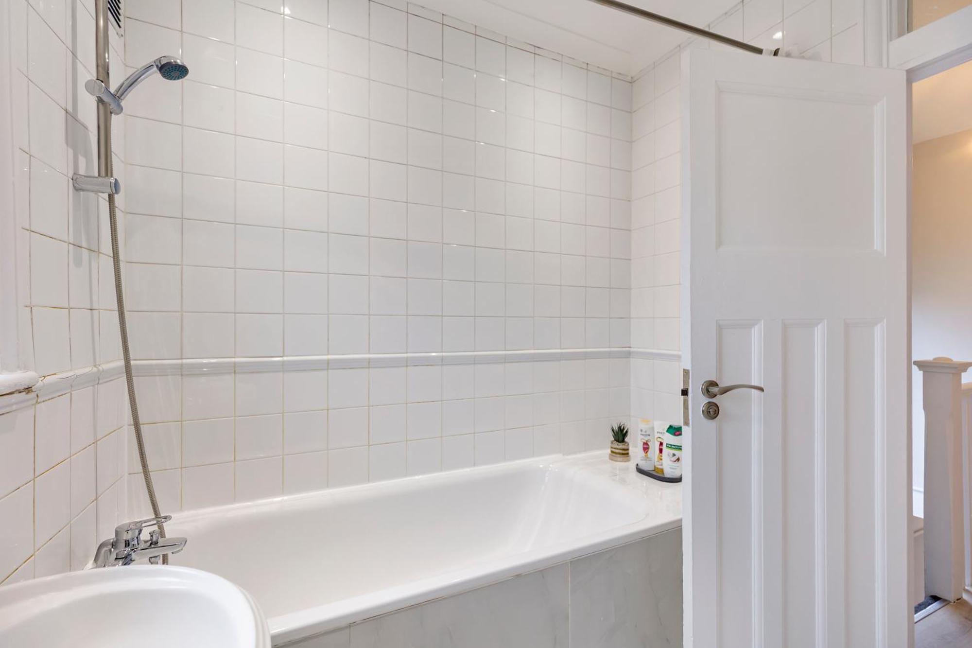Finsbury Park Hideout Sleeps 10 Holiday home *
