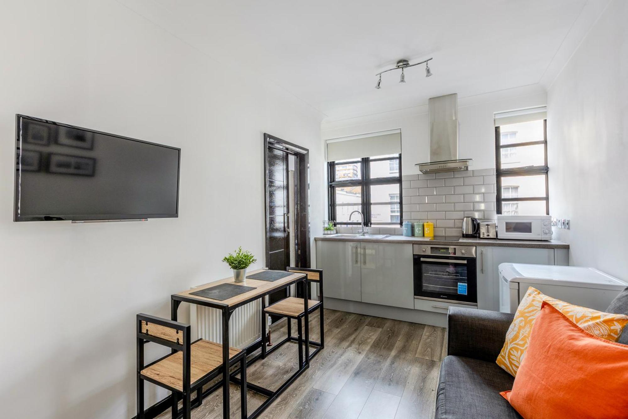 Langdon Apartments, Bouverie Place Lägenhet