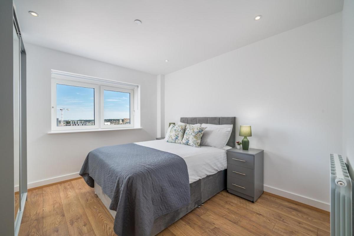 Appartement Exquisite 2bed With Parking Near 02 Arena