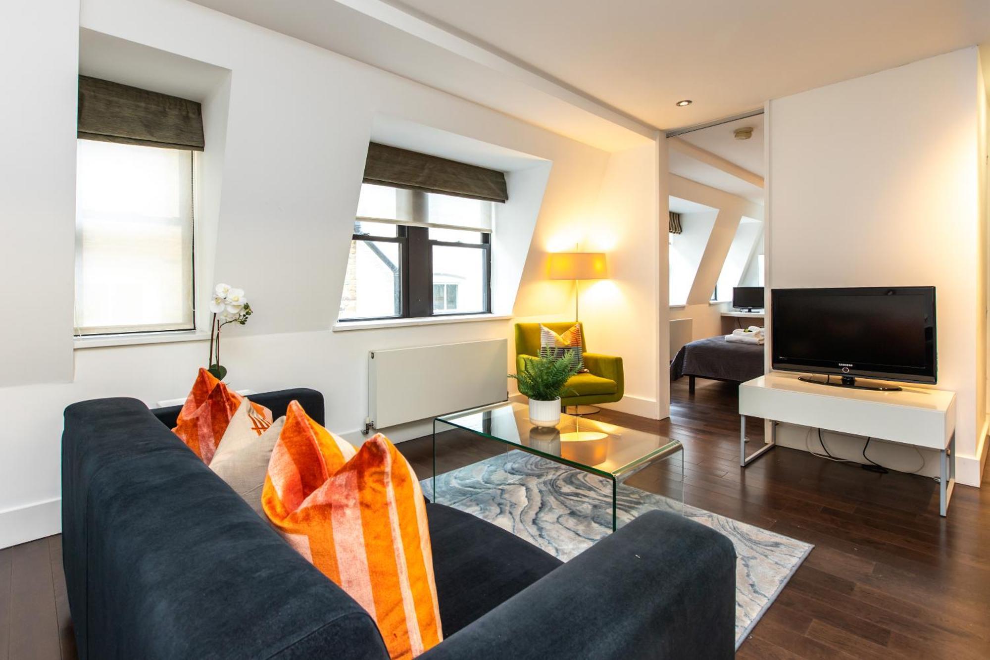 Charming 1br Near Monument Station! Lejlighed *