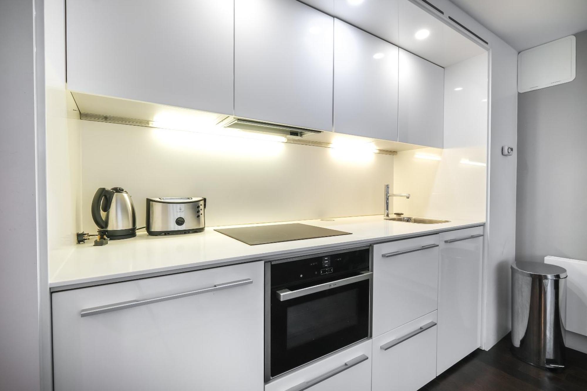 Charming 1br, 2min From Monument Station! * Londen