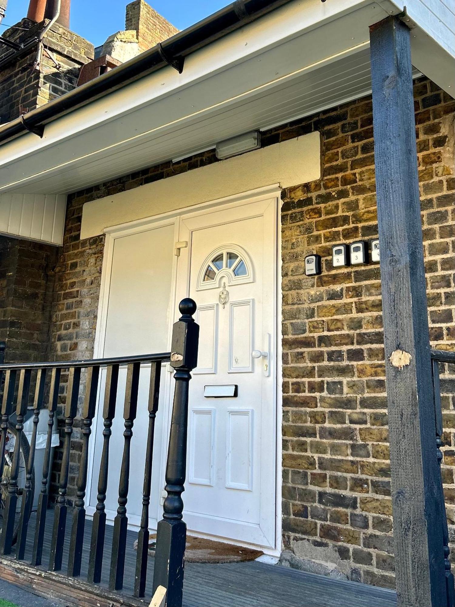 45a * Londra