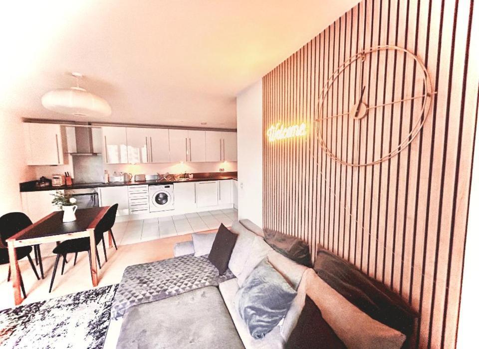 O2 & Excel Zone 2 Sleeps 6 Lägenhet *