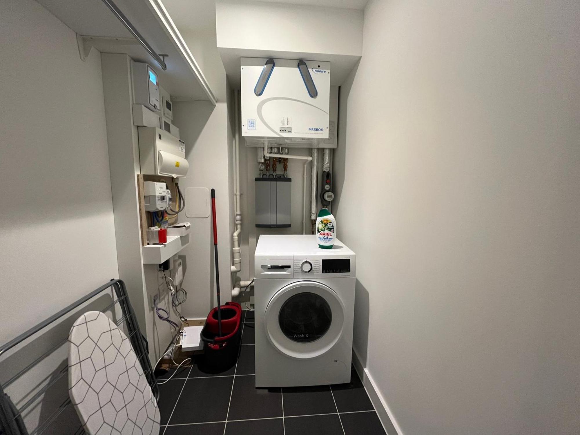 Whole Spacious New 1 Bed Flat Near Tower Bridge London