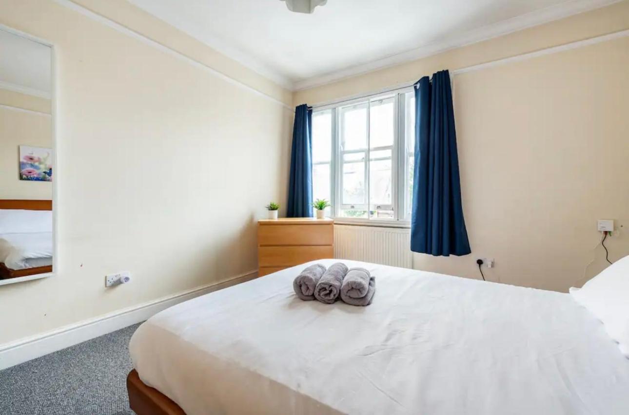 Appartement Lovely 3-bed 20 Minutes To Londen