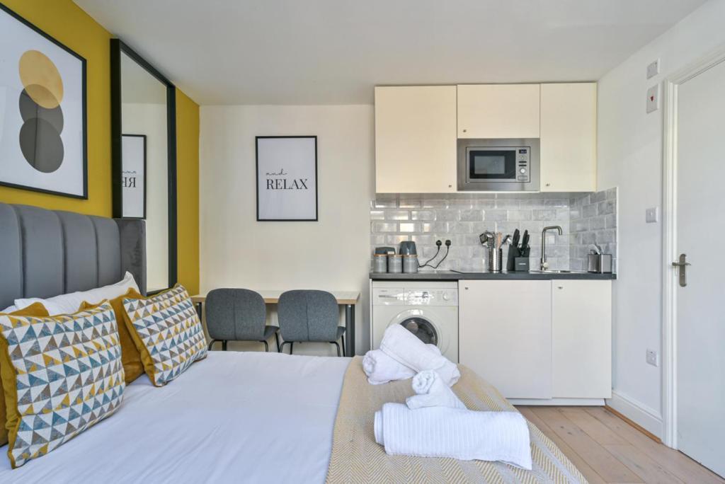 Cosy Farringdon London