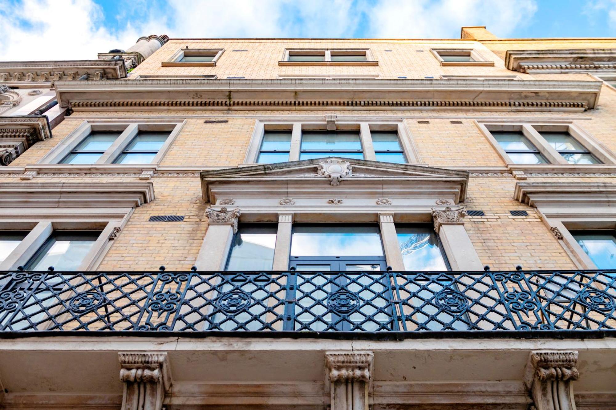Apartment Welcome - Trafalgar Square