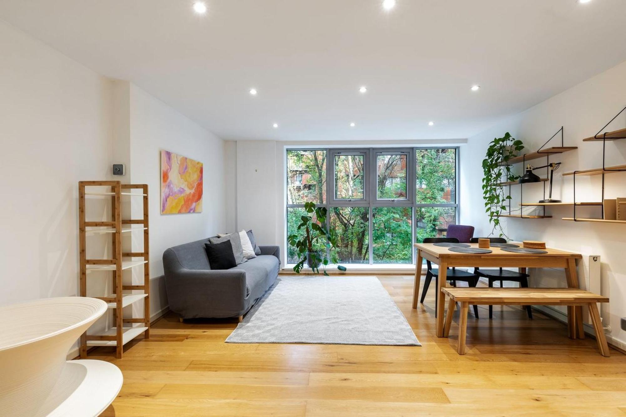 Appartement 2-bed 2-bath In Old Street